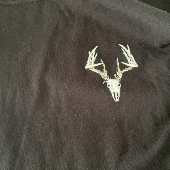 Legendary White Tails Long Sleeve Tee - Picture 2 of 3